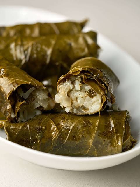 ورق عنب الليمون